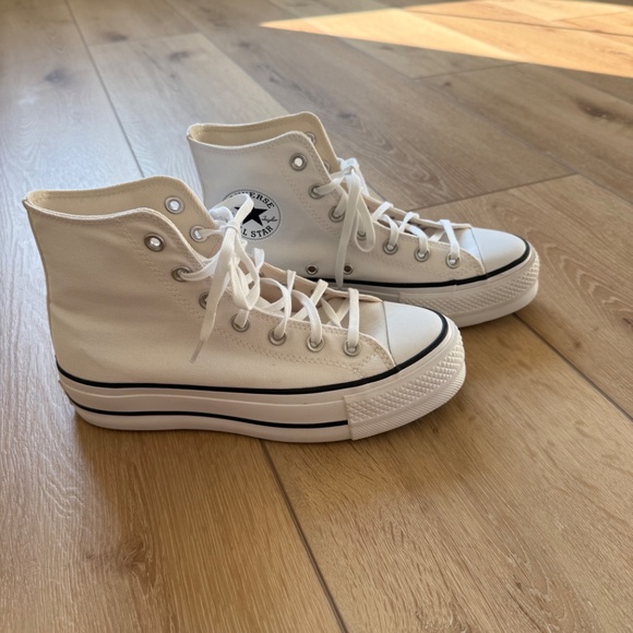 Converse Women's All Star Lift Platform High Tops - Picture 2 of 10